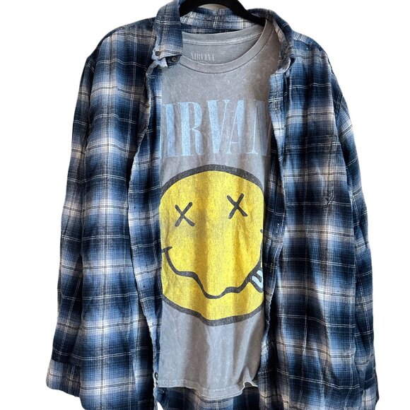 90's Grunge XL Blue Plaid Flannel w/ Lrg Nirvana Gray Washed Tee - Picture 1 of 7